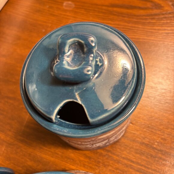 Vintage Canadian sugar bowl and creamer - Picture 3 of 8